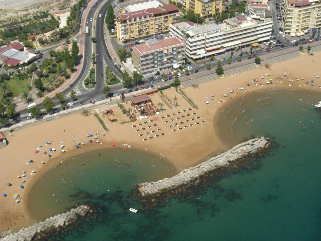 Affitti Brevi- Mediterraneo Crotone Dış mekan fotoğraf